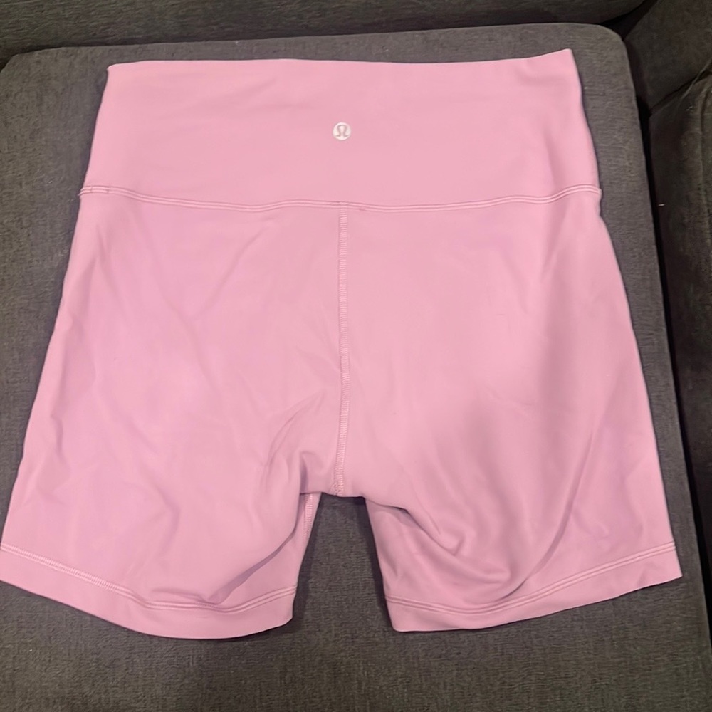 Lululemon Wunder Train Jubilee High-Rise Short 6”